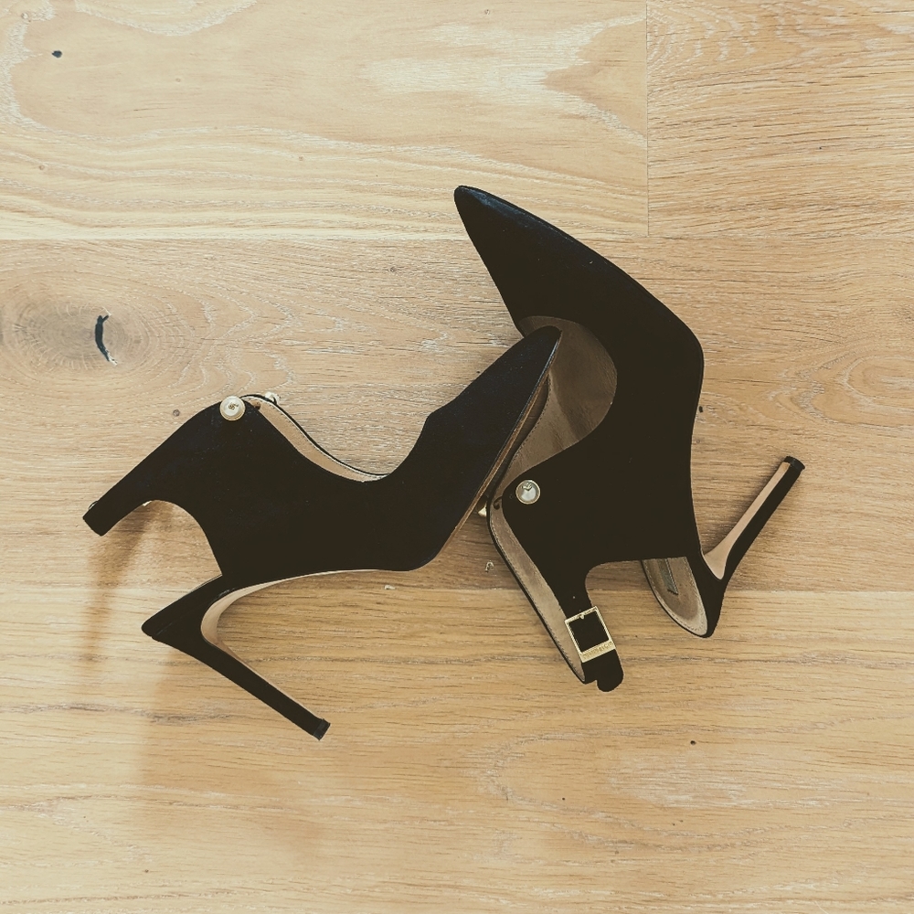 Louise Et Cie Black Suede Pumps - Size 8.5